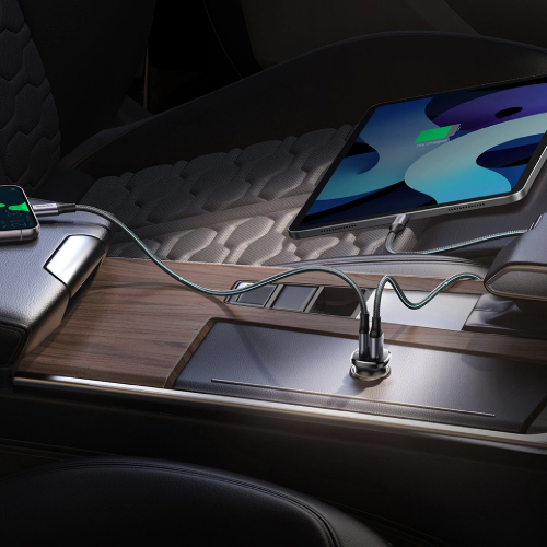 UGREEN USB-C USB-A 30W Fast Car Charger (25845) - 2